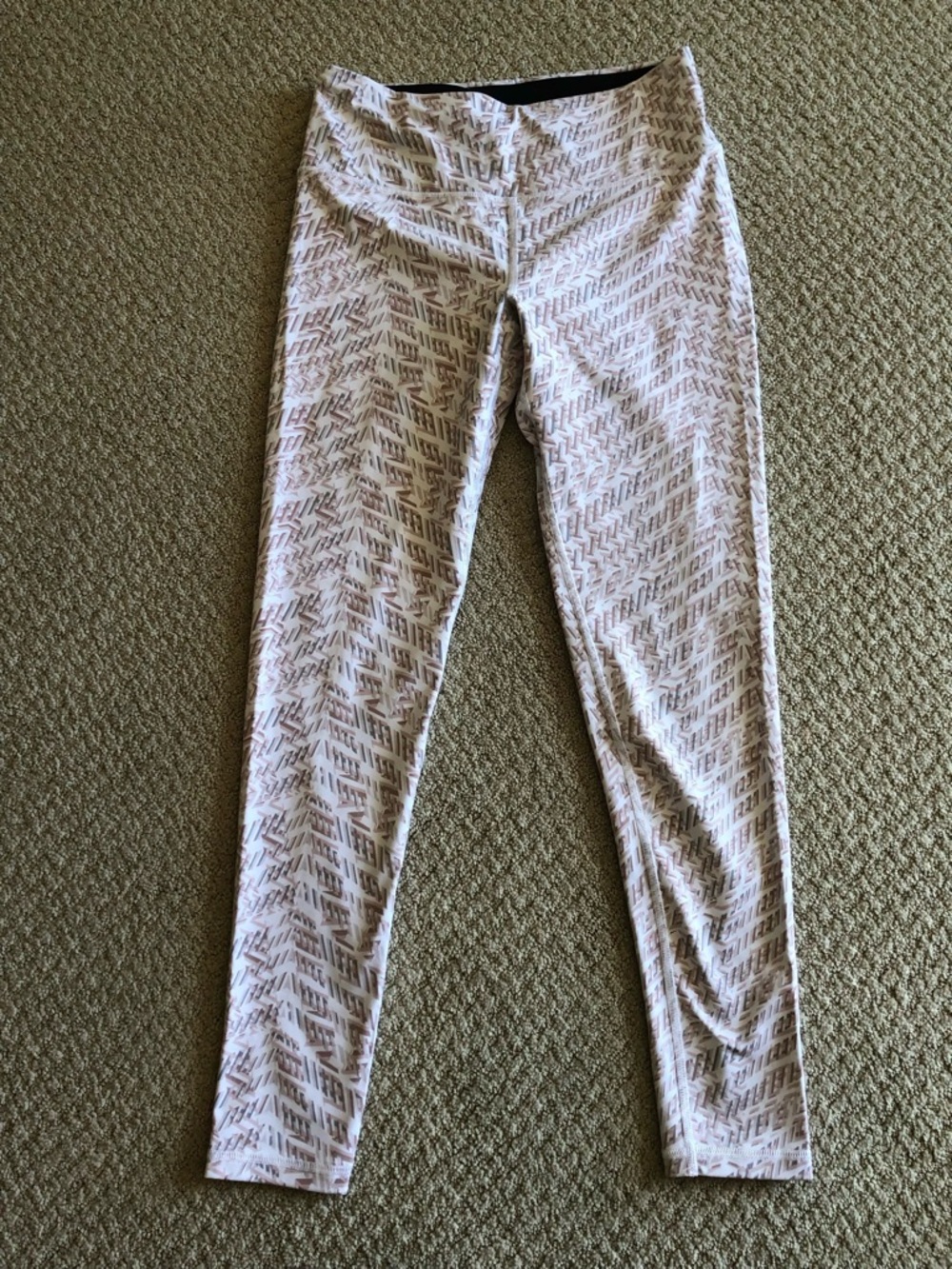 Victoria Sport Knockout Leggings
